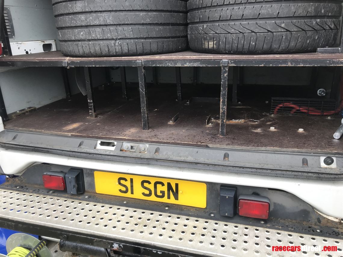 iveco-ford-28-race-support-van-with-trailer