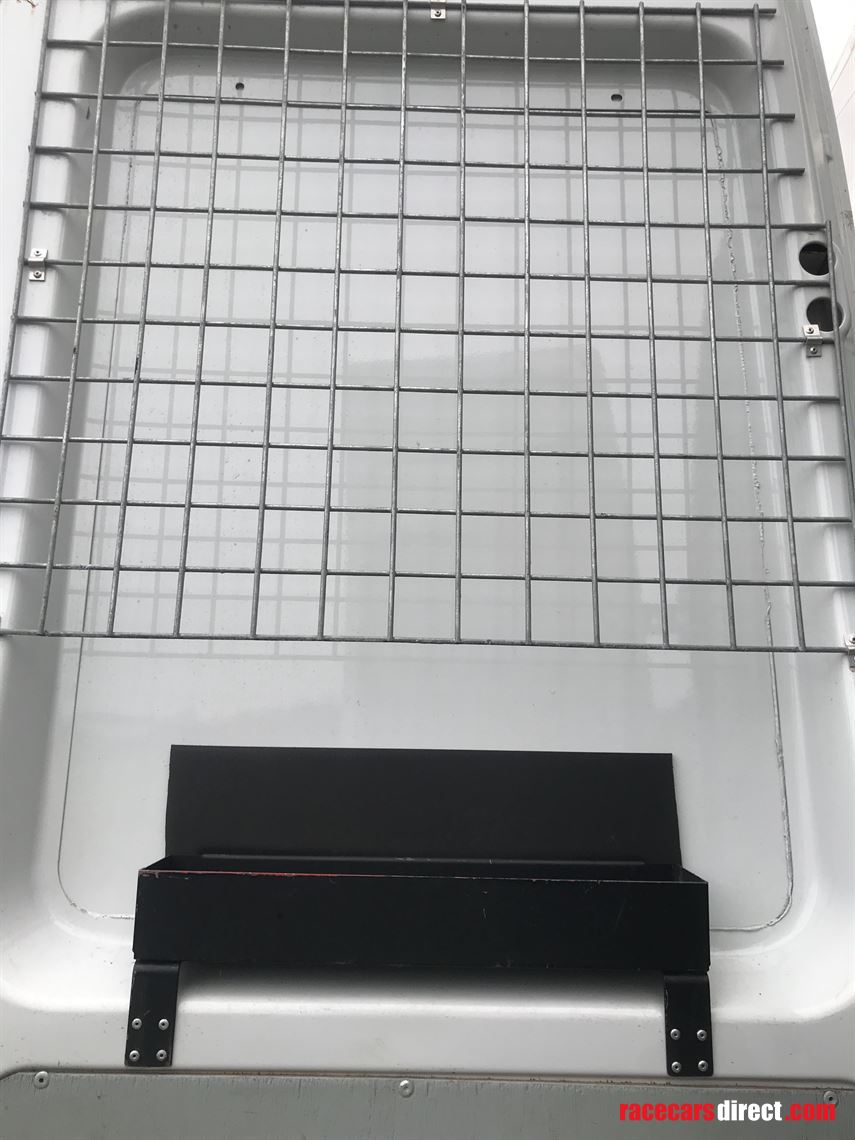 iveco-ford-28-race-support-van-with-trailer