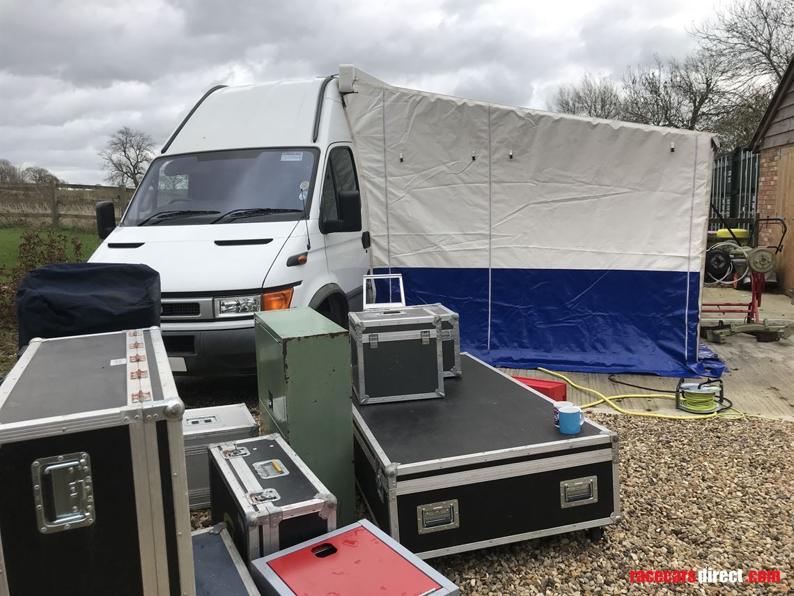 iveco-ford-28-race-support-van-with-trailer