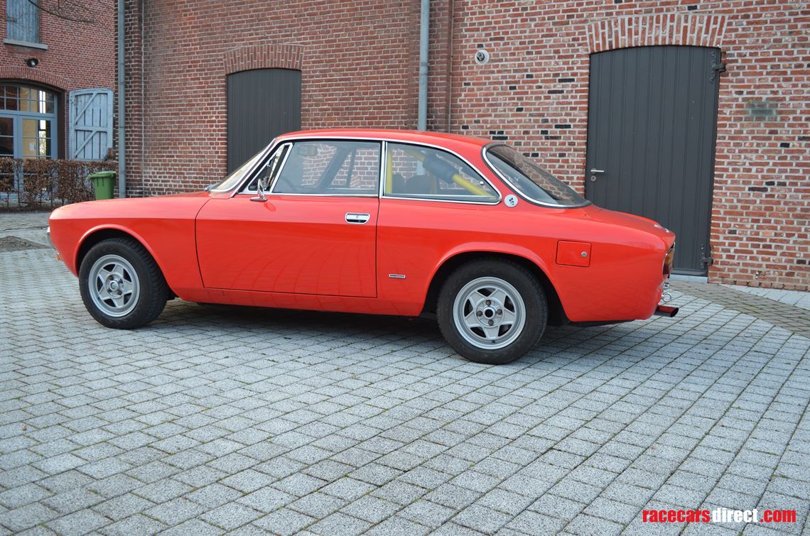 1971-alfa-romeo-gt-junior