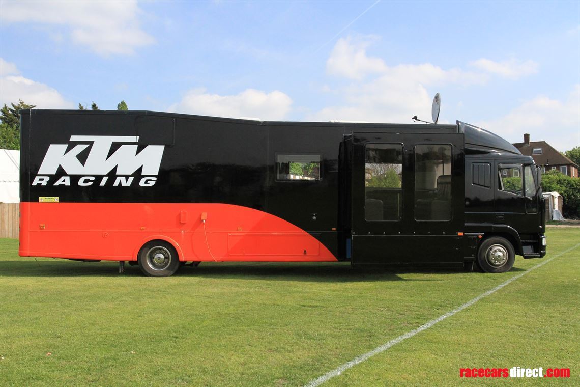 iveco-race-transporter-motorhome-slideout-mot