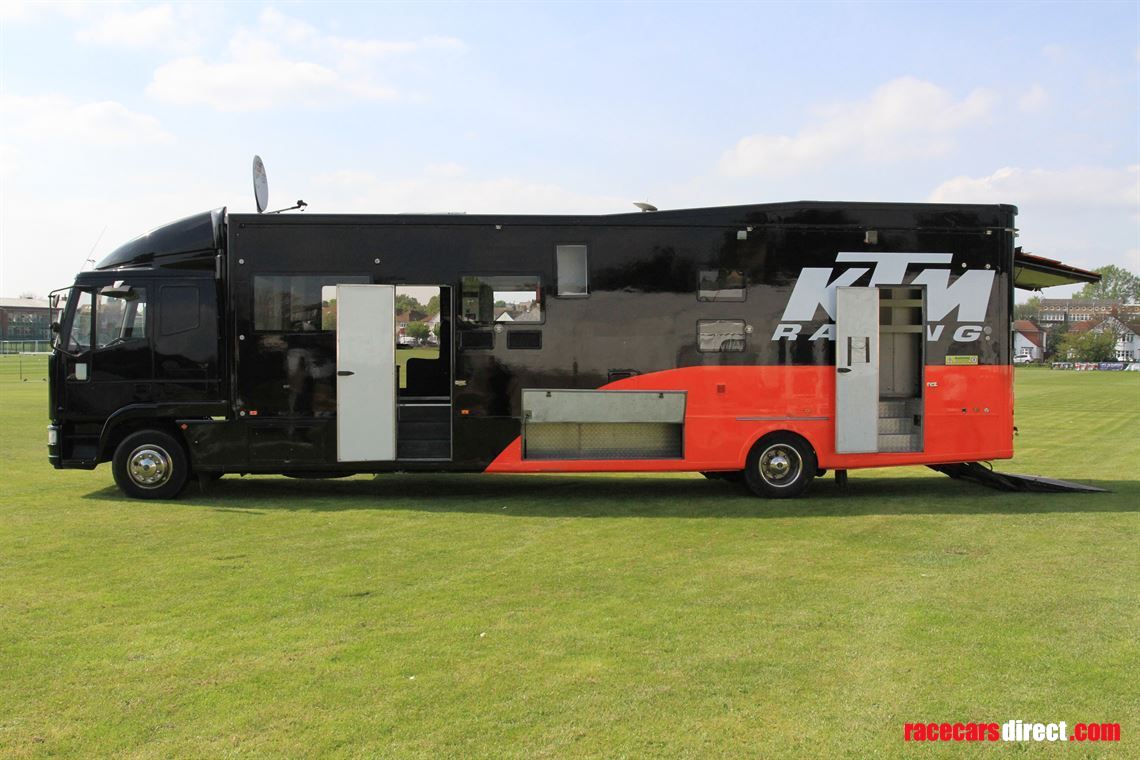 iveco-race-transporter-motorhome-slideout-mot