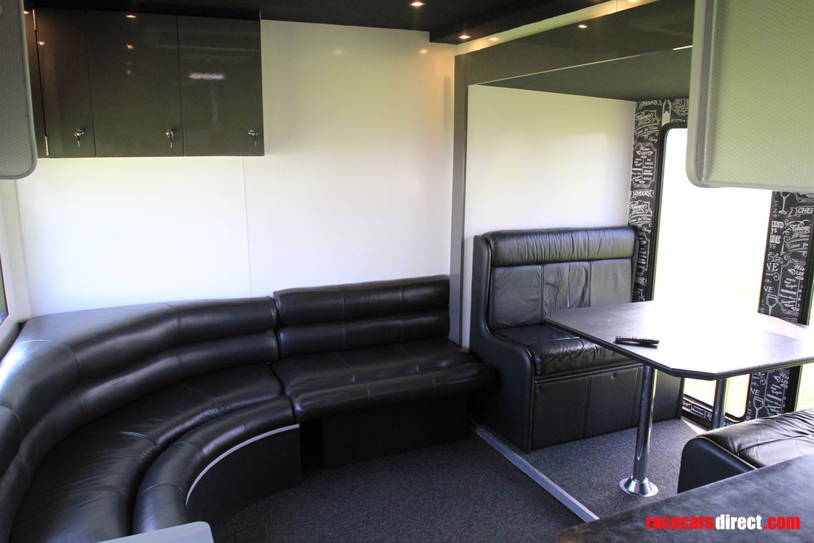 iveco-race-transporter-motorhome-slideout-mot