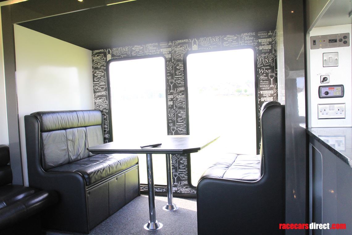 iveco-race-transporter-motorhome-slideout-mot