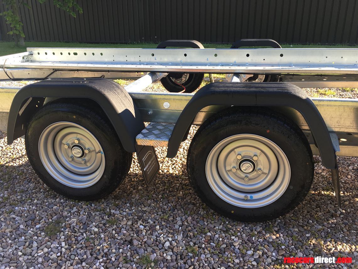standard-twin-axle-trailer-with-rampsand-spar