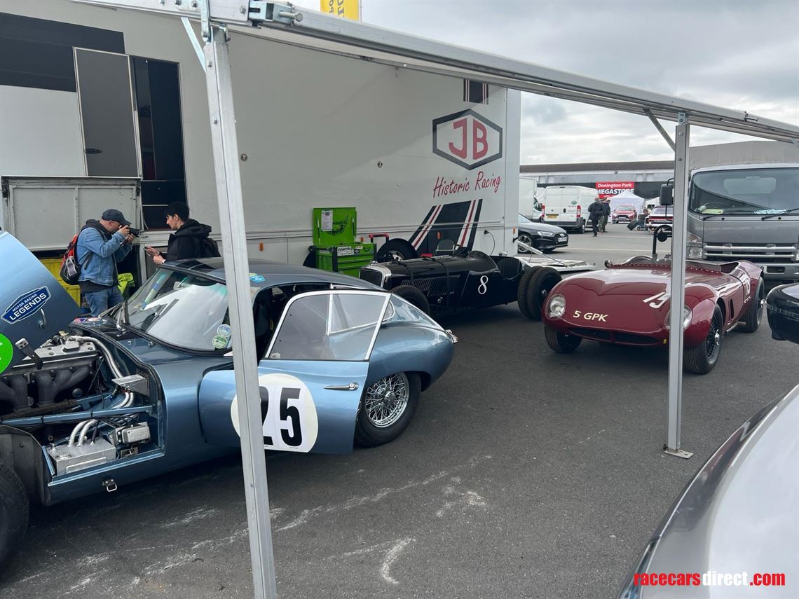 volvo-fm12-26t-6x2-race-transporter-with-acco