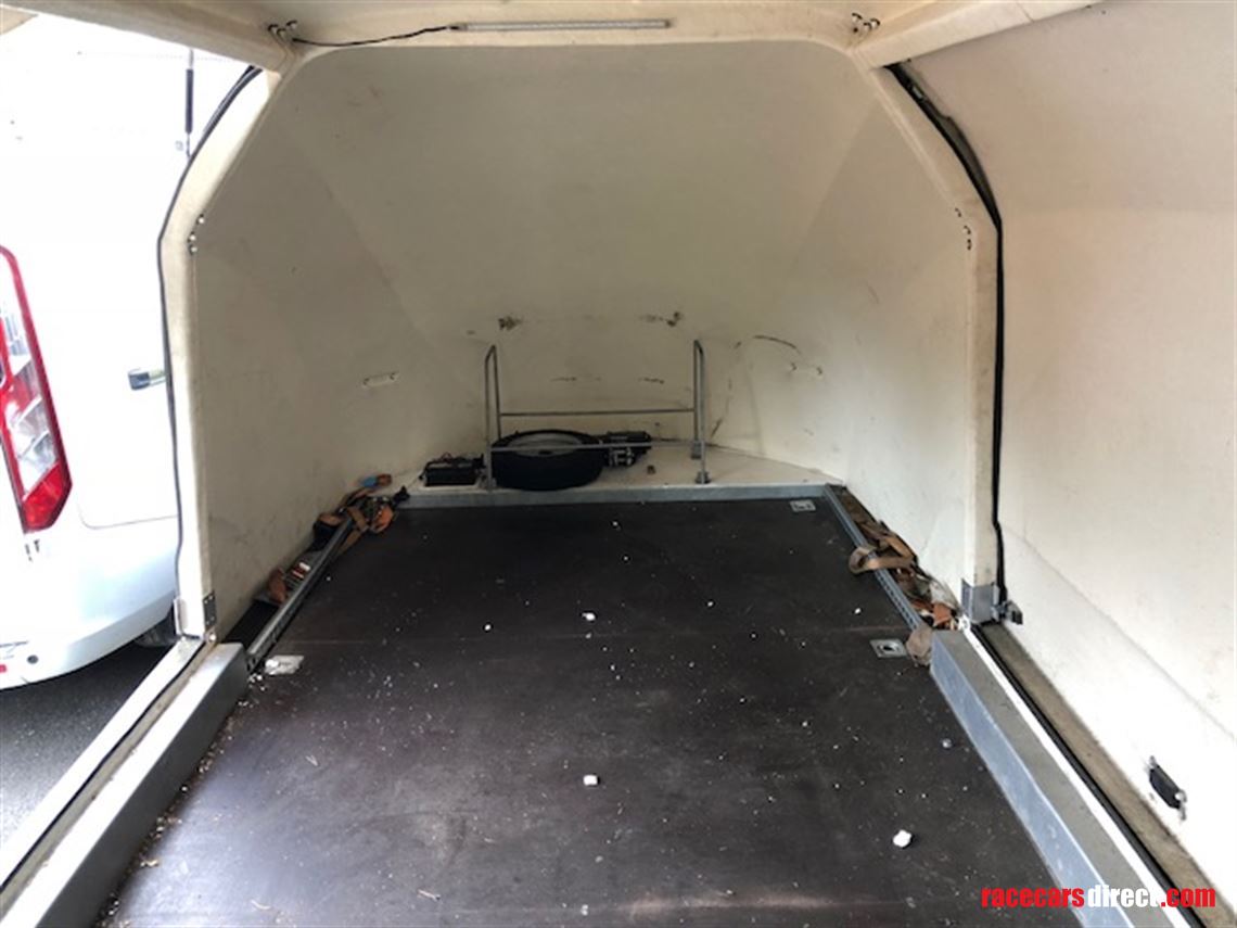 eco-velocity-rs-enclosed-trailer