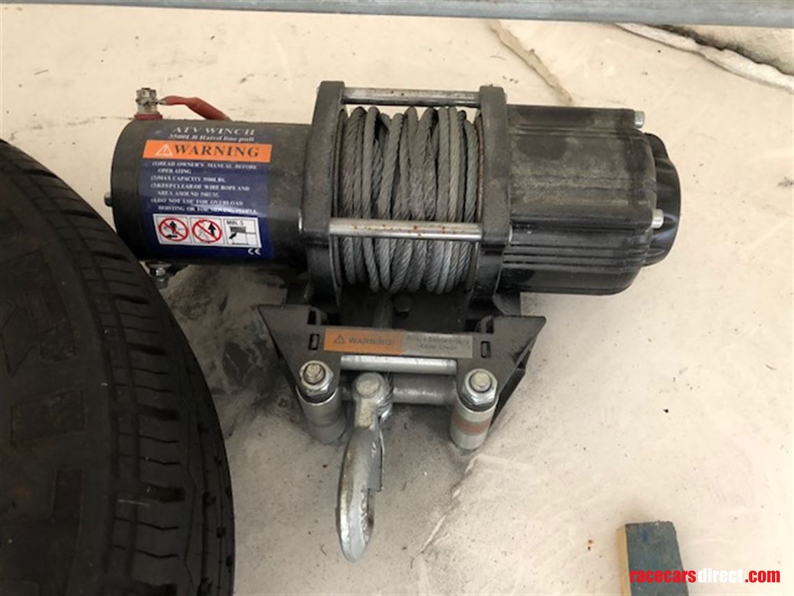 eco-velocity-rs-enclosed-trailer