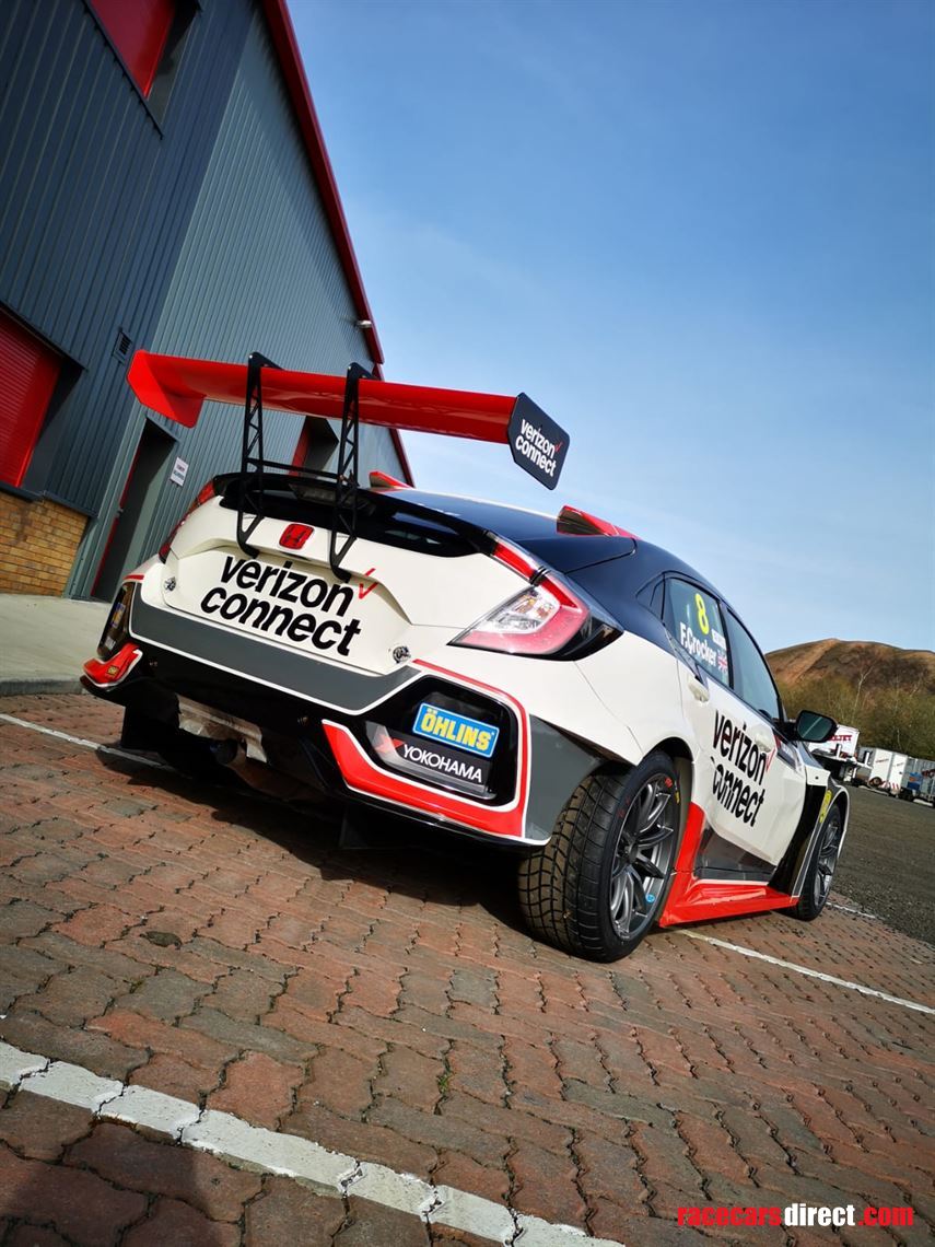 2018-honda-civic-fk7-tcr-car-for-sale