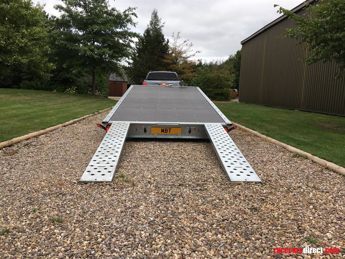 16-flatbed-tri-axle---tilt-bed---led-lights-3