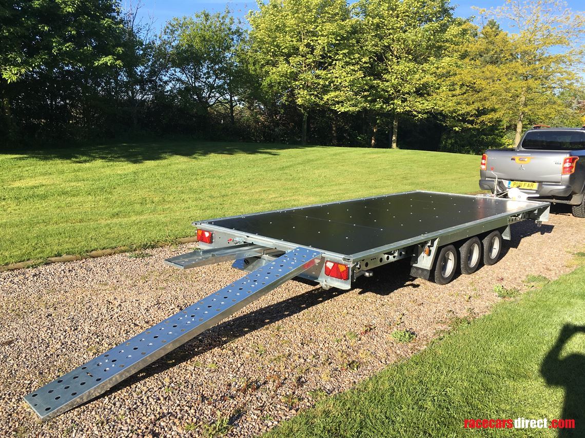 16-flatbed-tri-axle---tilt-bed---led-lights-3