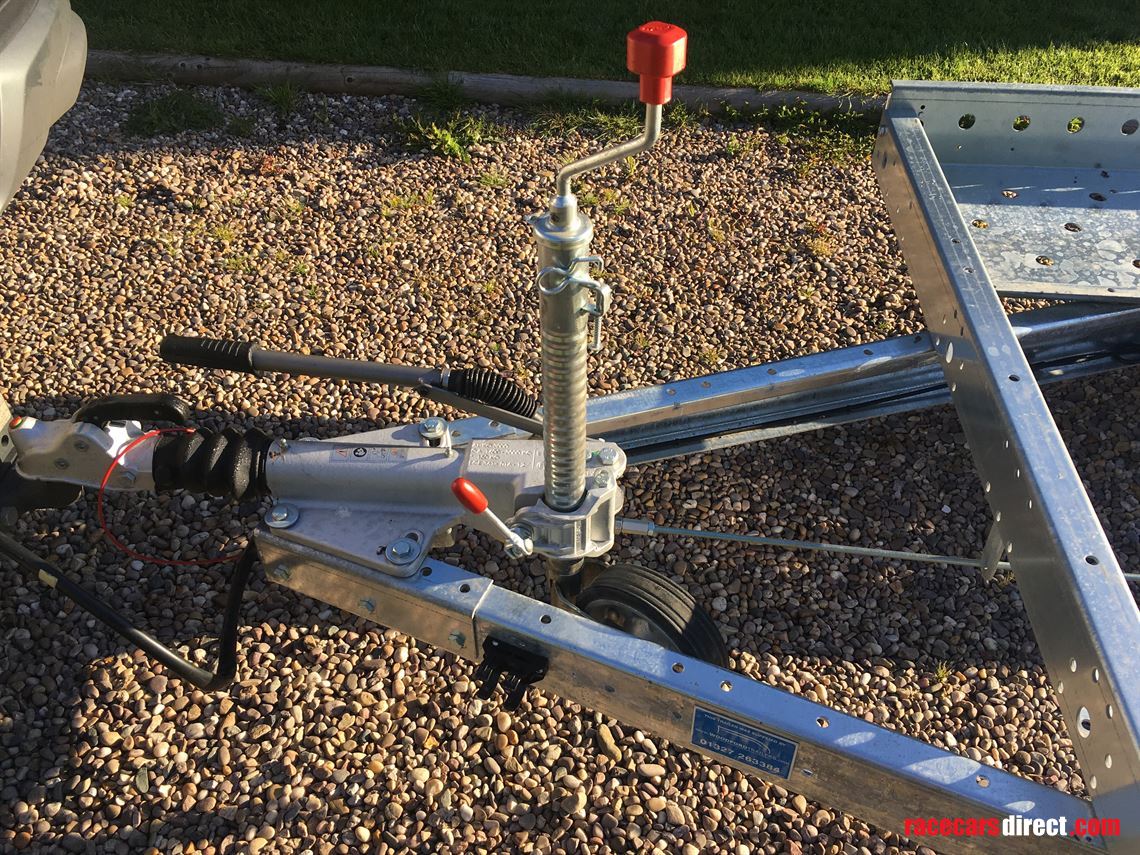 car-trailer---2600kg-gross---14-x-6-1-made-in