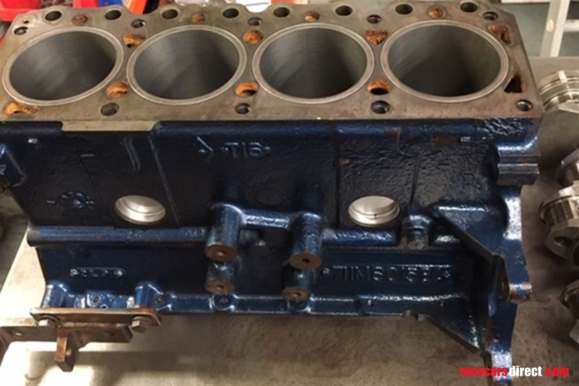 ford-cosworth-bdh-engine-components