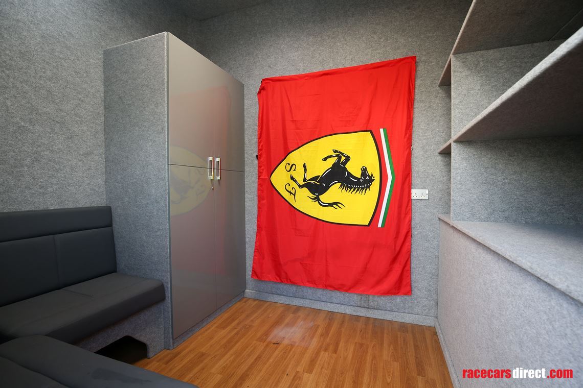motorsport-hospitality-unit