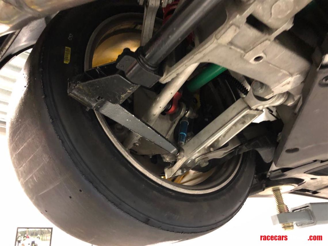 2011-9972-gt3-cup-ex-super-cup-sold