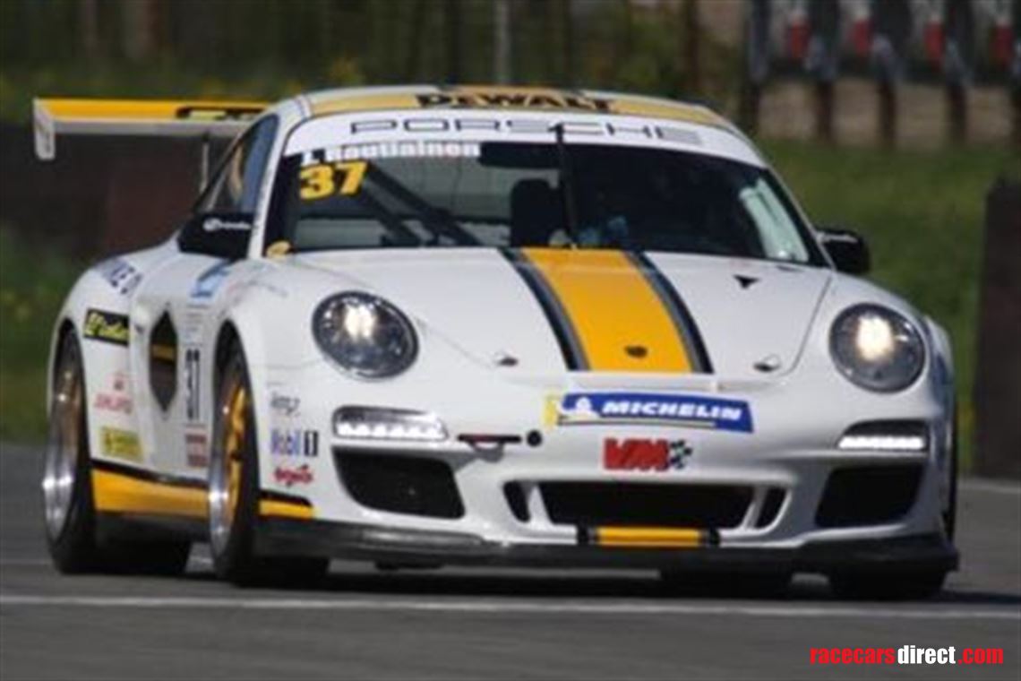 2011-9972-gt3-cup-ex-super-cup-sold