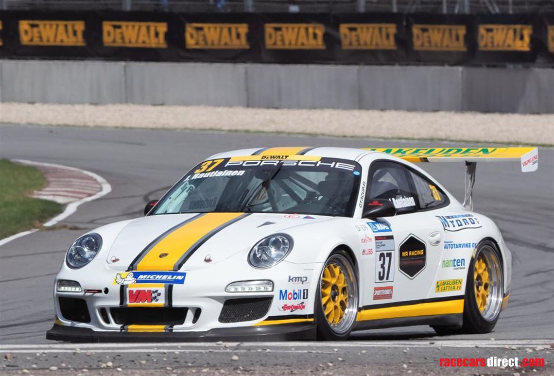 2011-9972-gt3-cup-ex-super-cup-sold