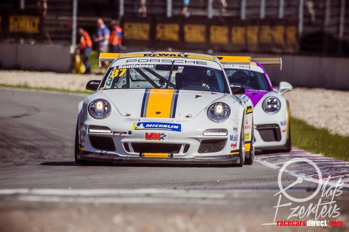 2011-9972-gt3-cup-ex-super-cup-sold