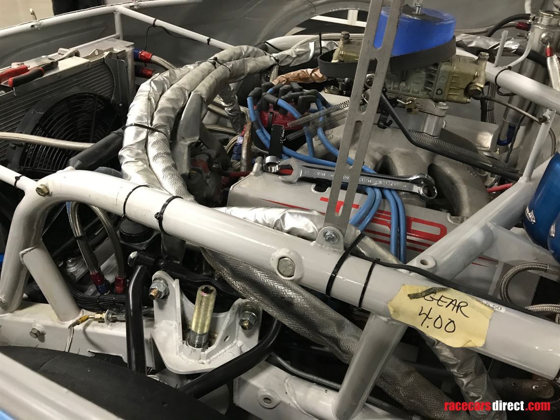 nascar-jks-32-cup-18-kyle-busch-toyota