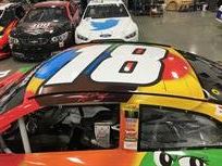 nascar-jks-32-cup-18-kyle-busch-toyota