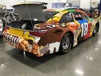 nascar-jks-32-cup-18-kyle-busch-toyota