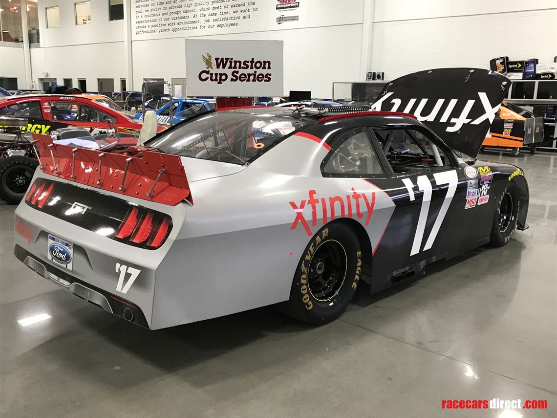 nascar-jks-45-xfinity-1-jamie-mcmurray-chevy