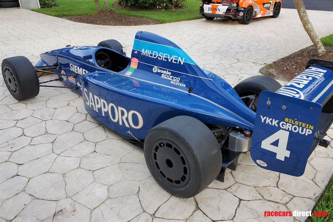 reynard-903-f3-car