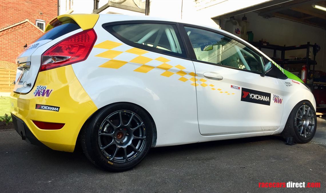 etcc-fiesta-mk7-1600-race-car