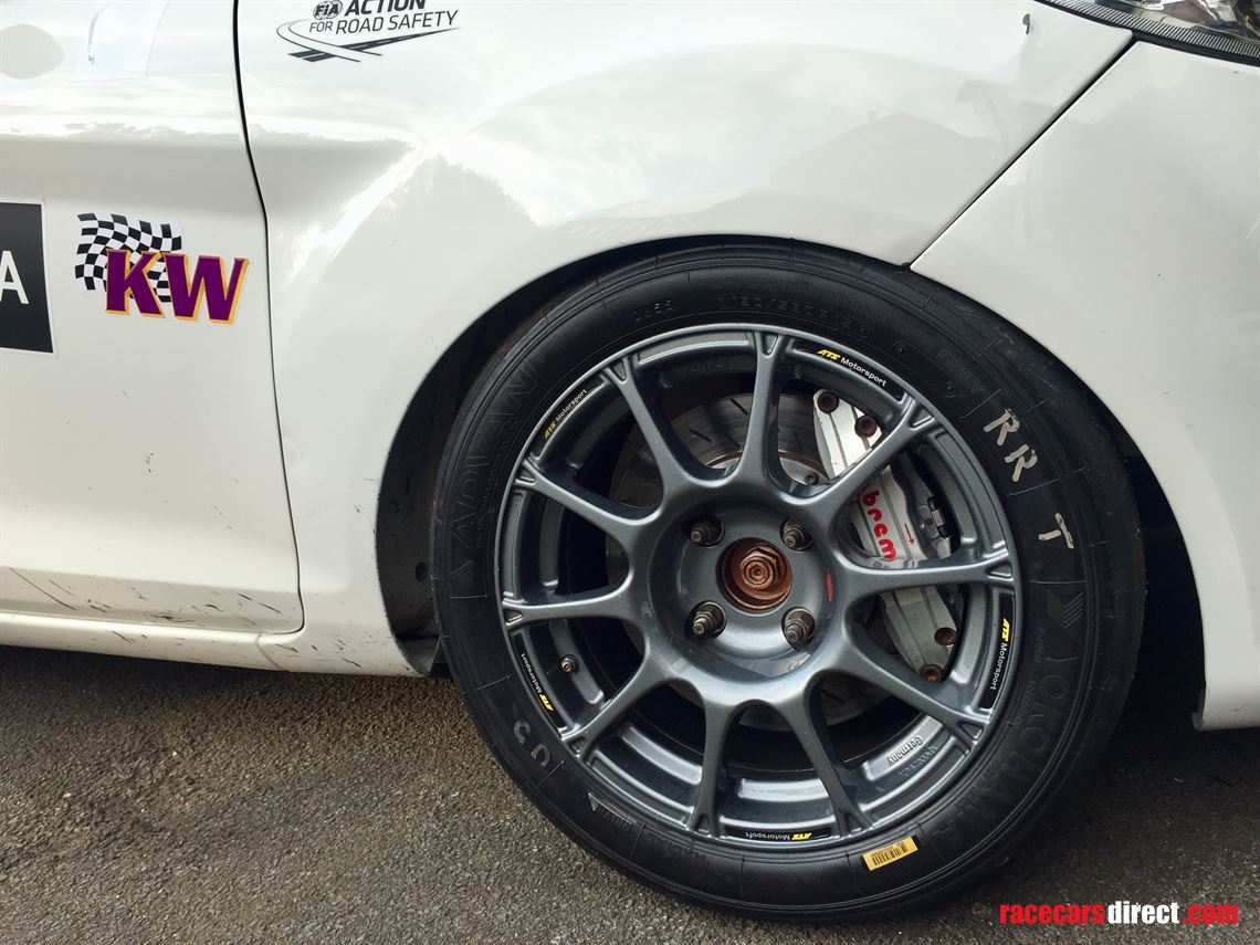 etcc-fiesta-mk7-1600-race-car