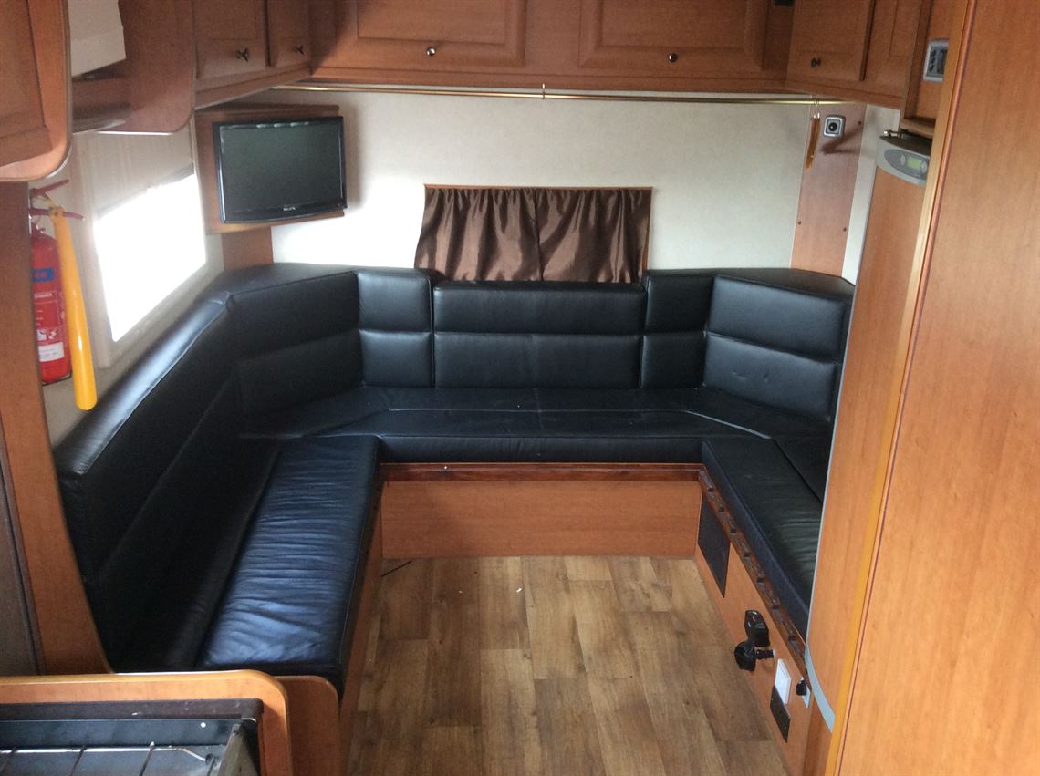 racetrack-motor-home