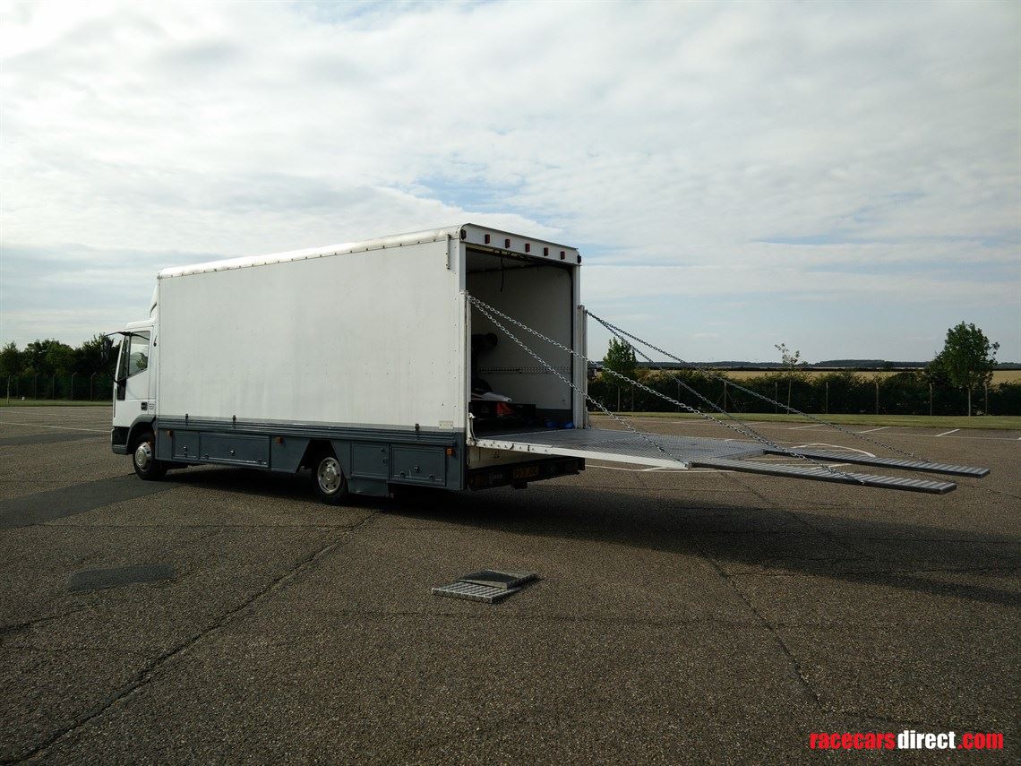 iveco-75-race-transporter