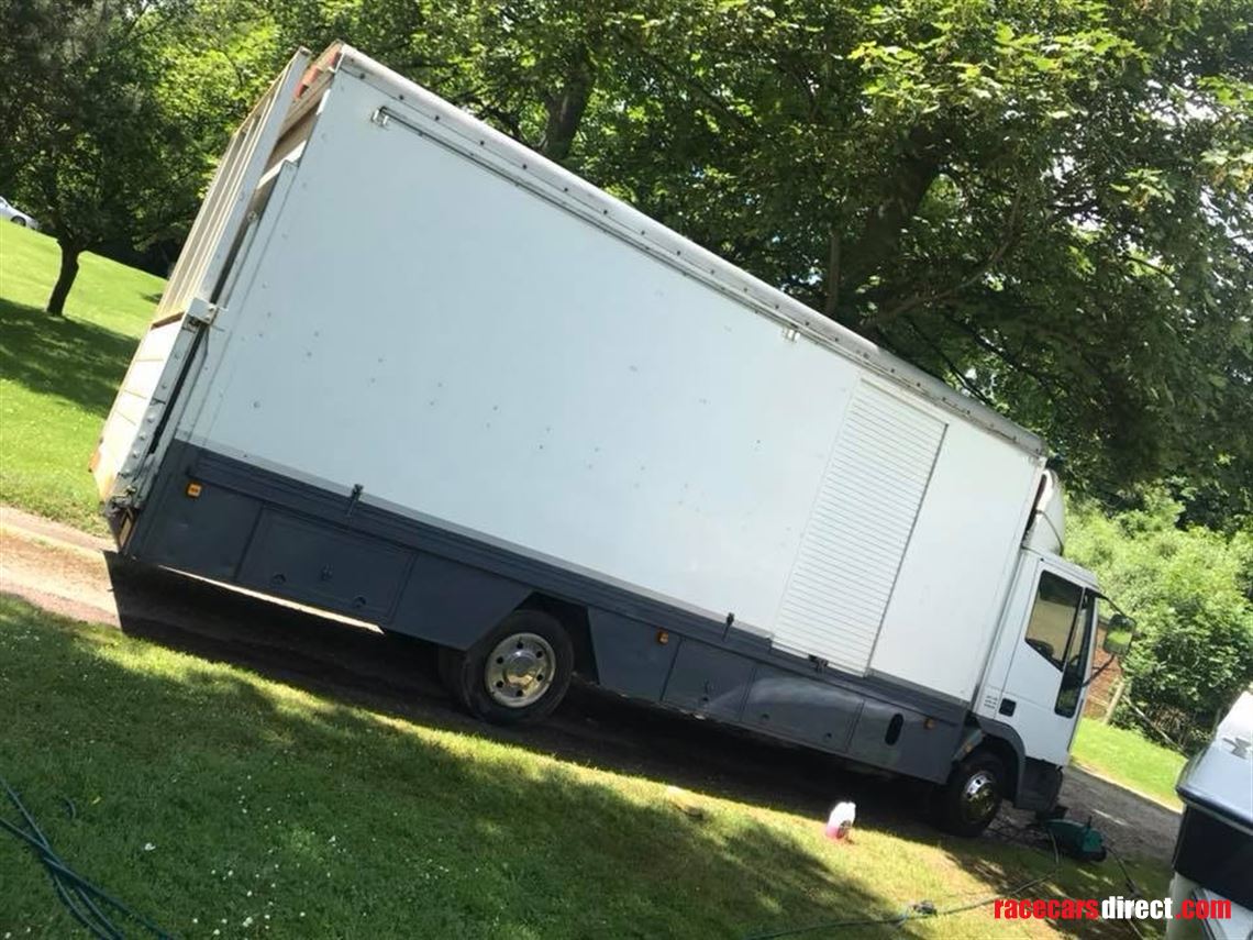 iveco-75-race-transporter