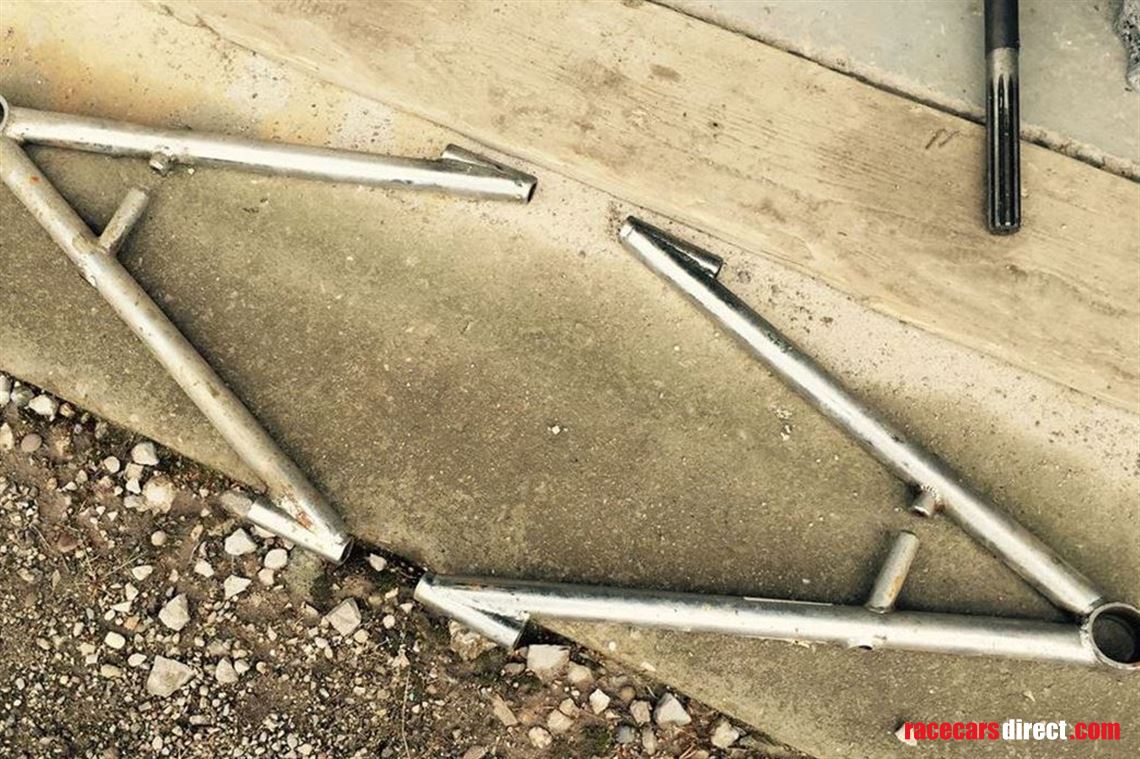 pair-frontlower-wishbones-now-told-they-are-m