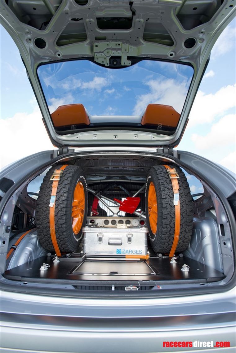 ex-team-iberica-2007-porsche-cayenne-s-transs