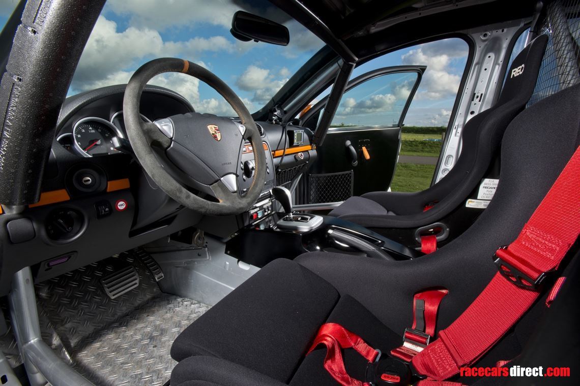 ex-team-iberica-2007-porsche-cayenne-s-transs