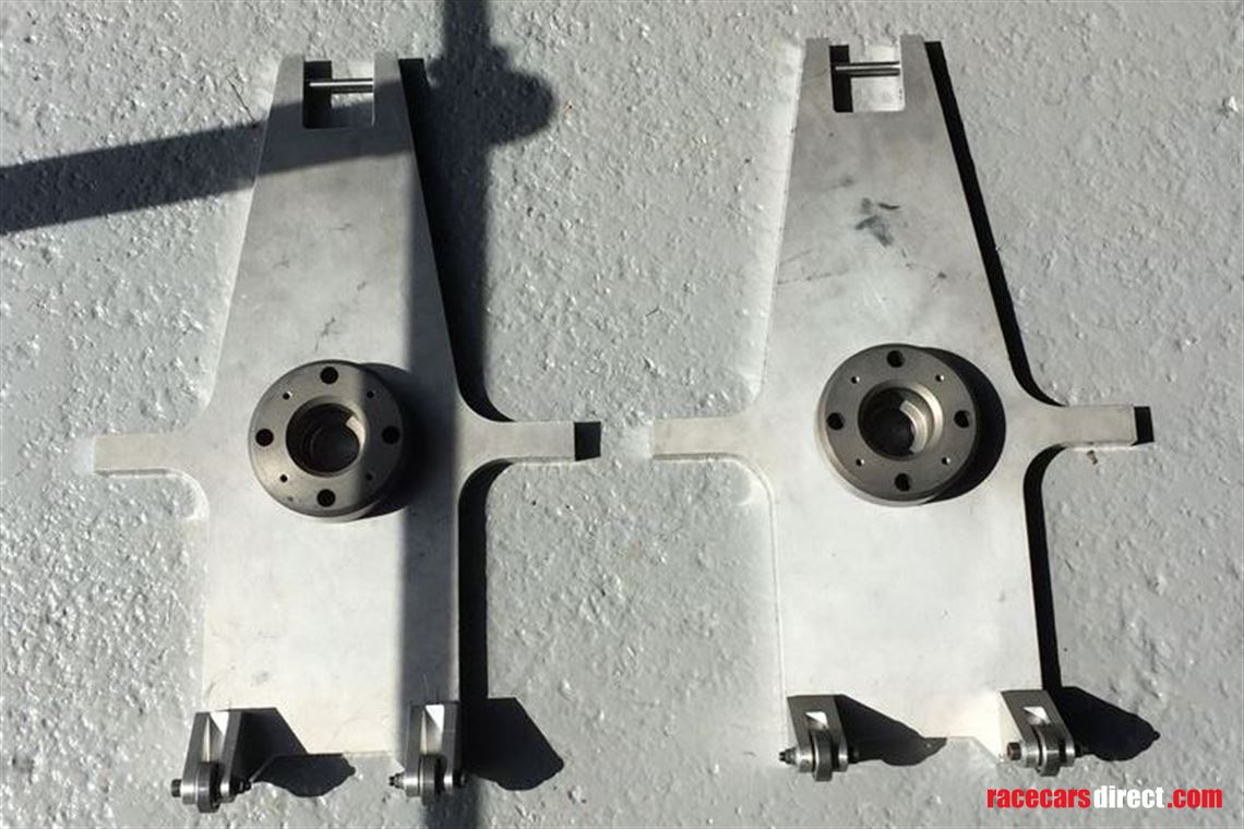 single-seater-set-up-wheels