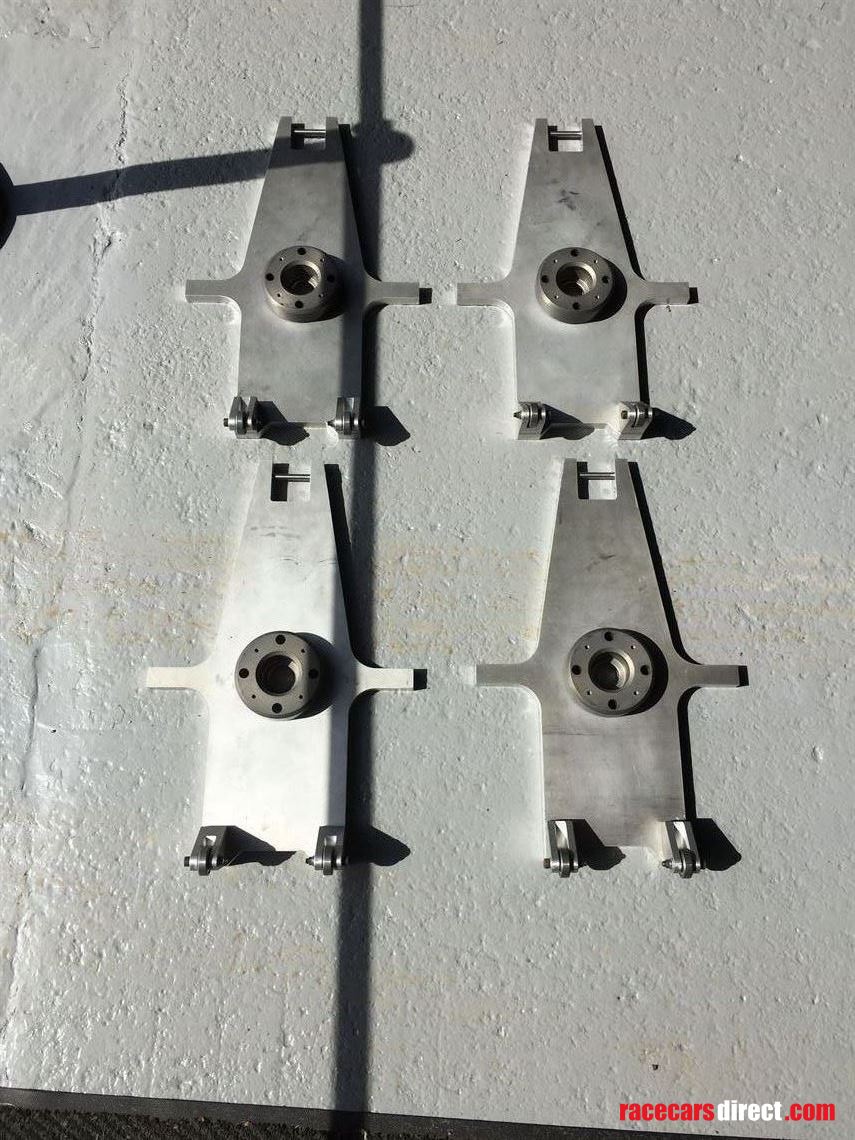 single-seater-set-up-wheels