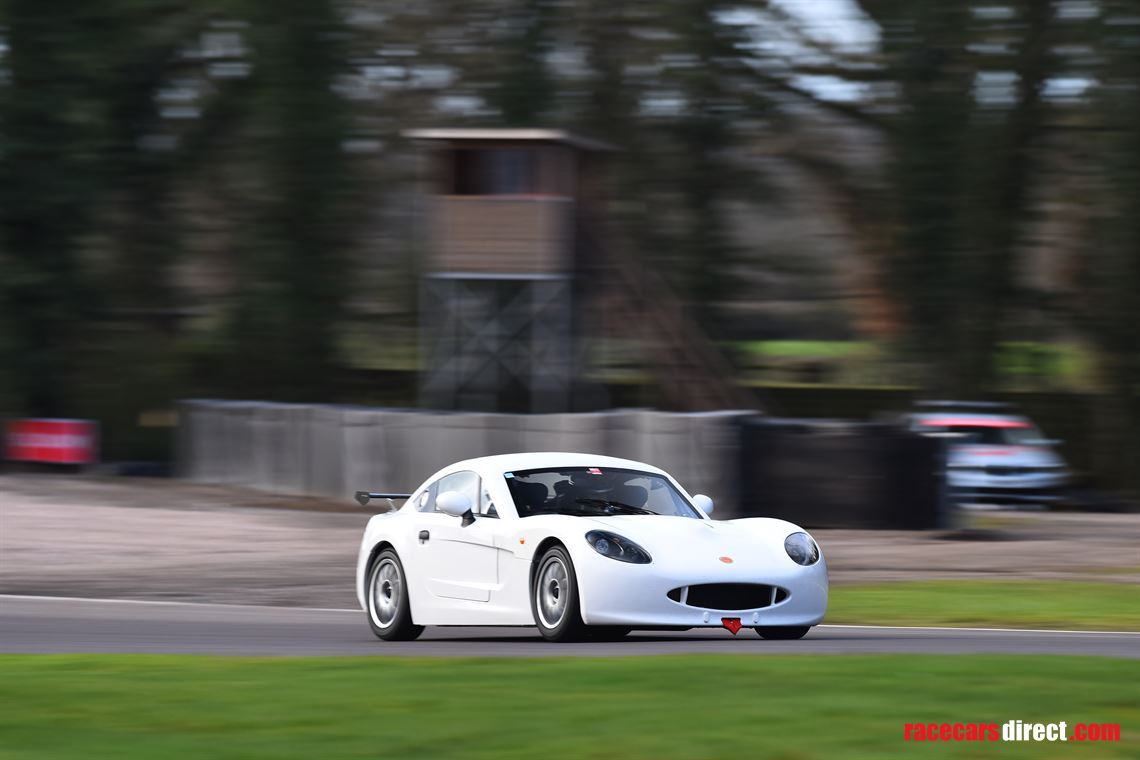 2019-ginetta-junior