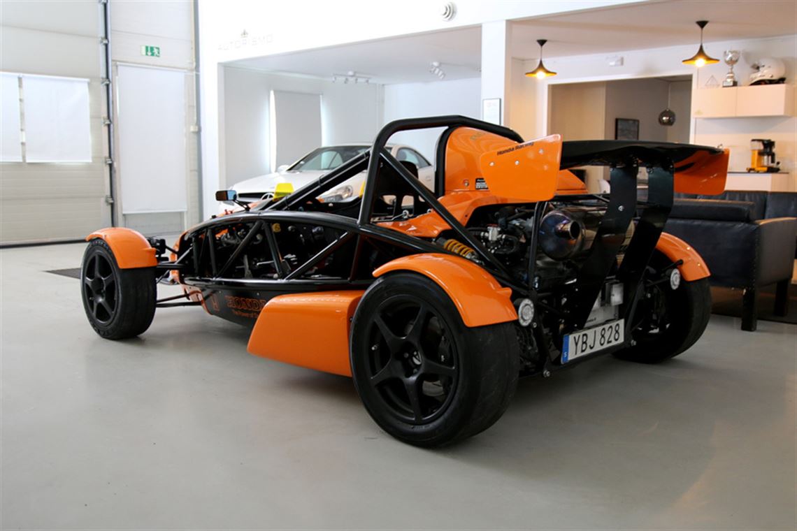 ariel-atom-35r-350hk695kg