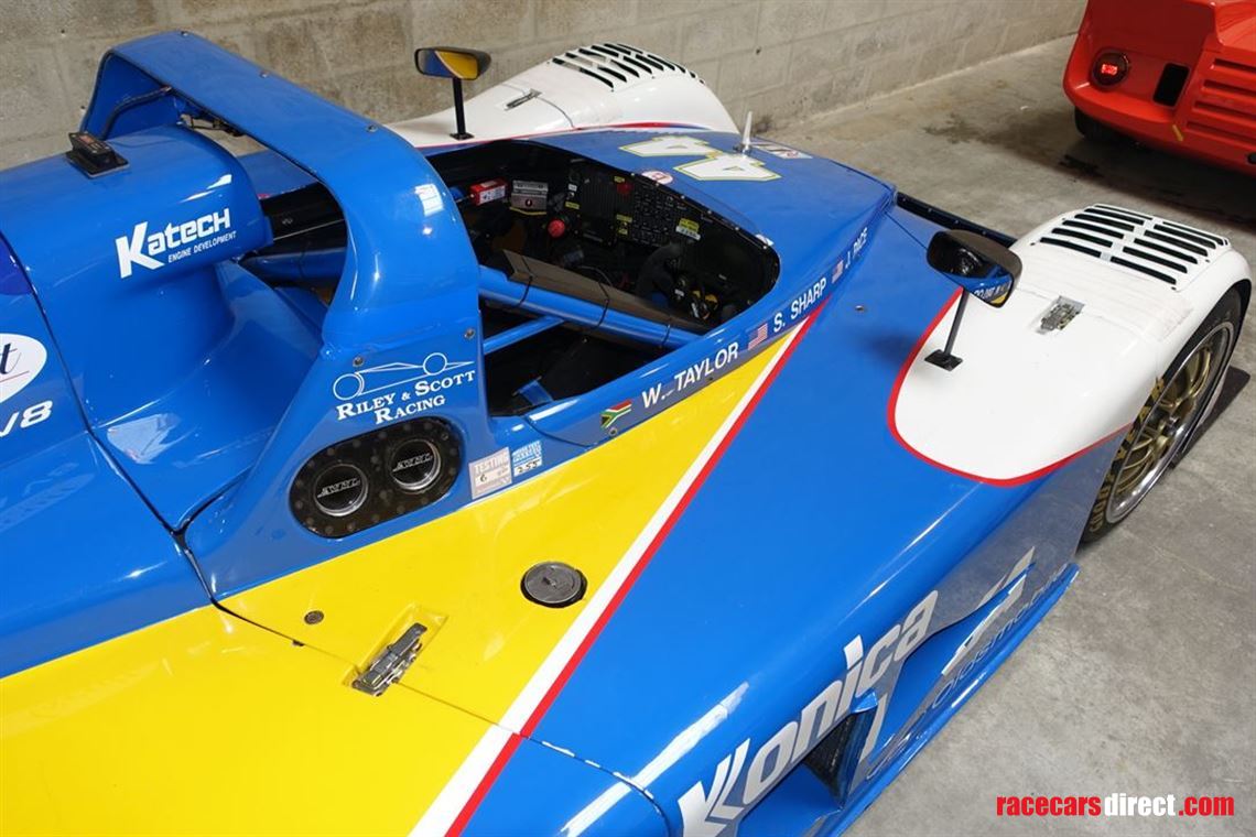 1996-riley-scott-mkiii