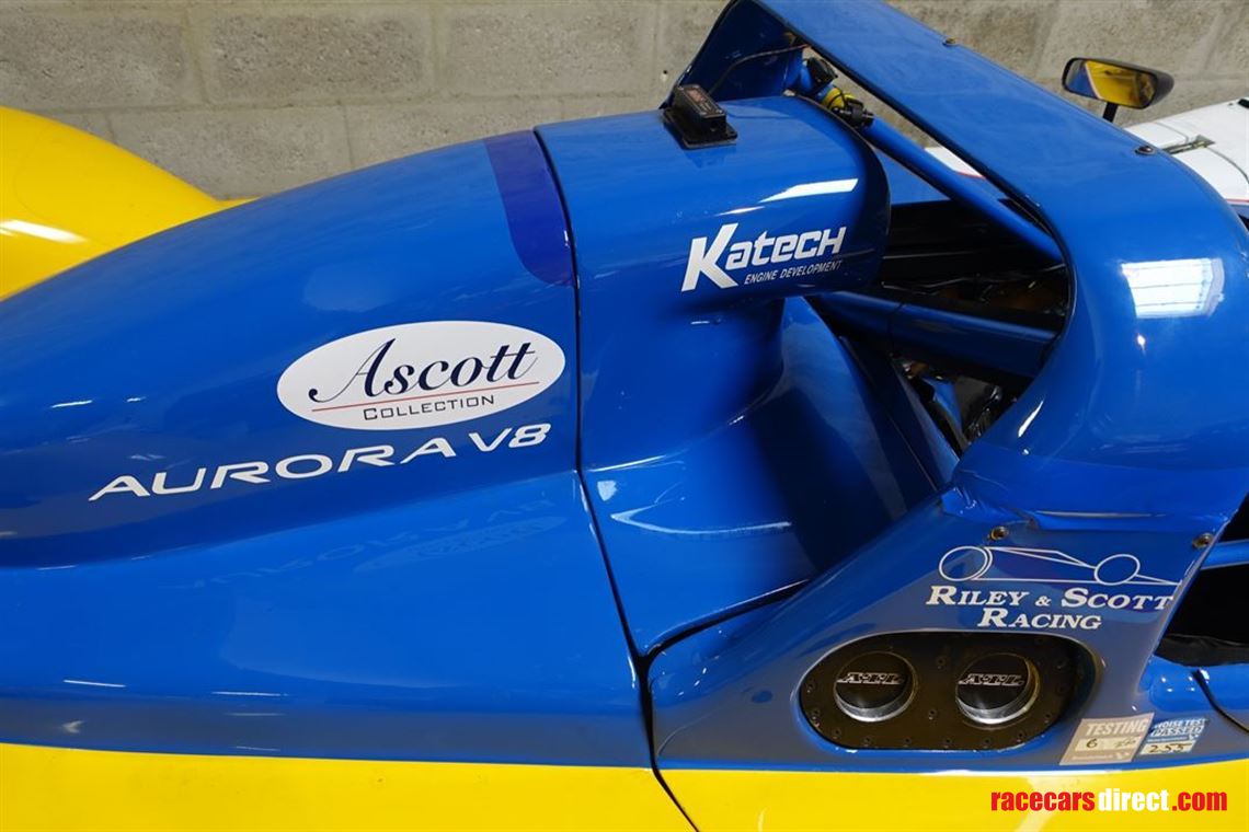 1996-riley-scott-mkiii