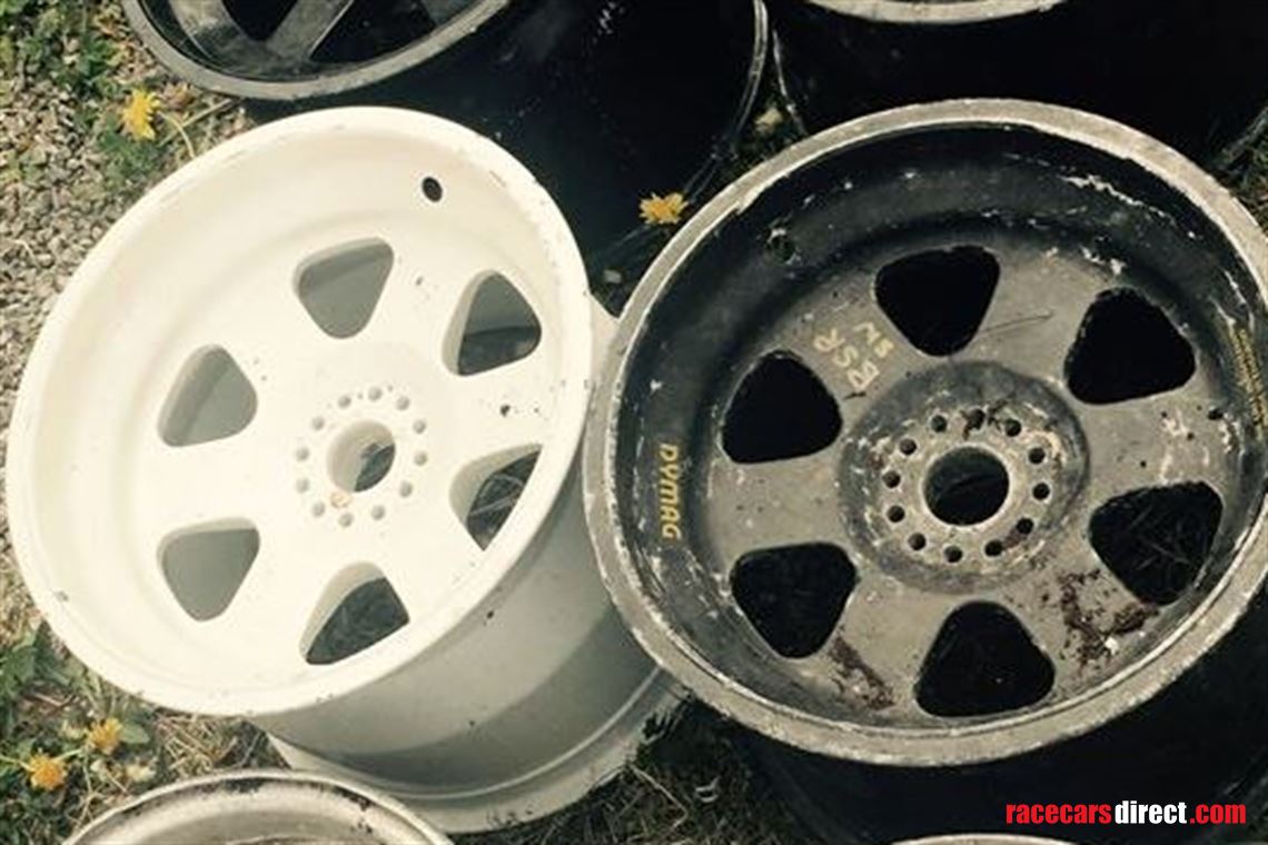 pair-dymag-10x13-magnesium-rims