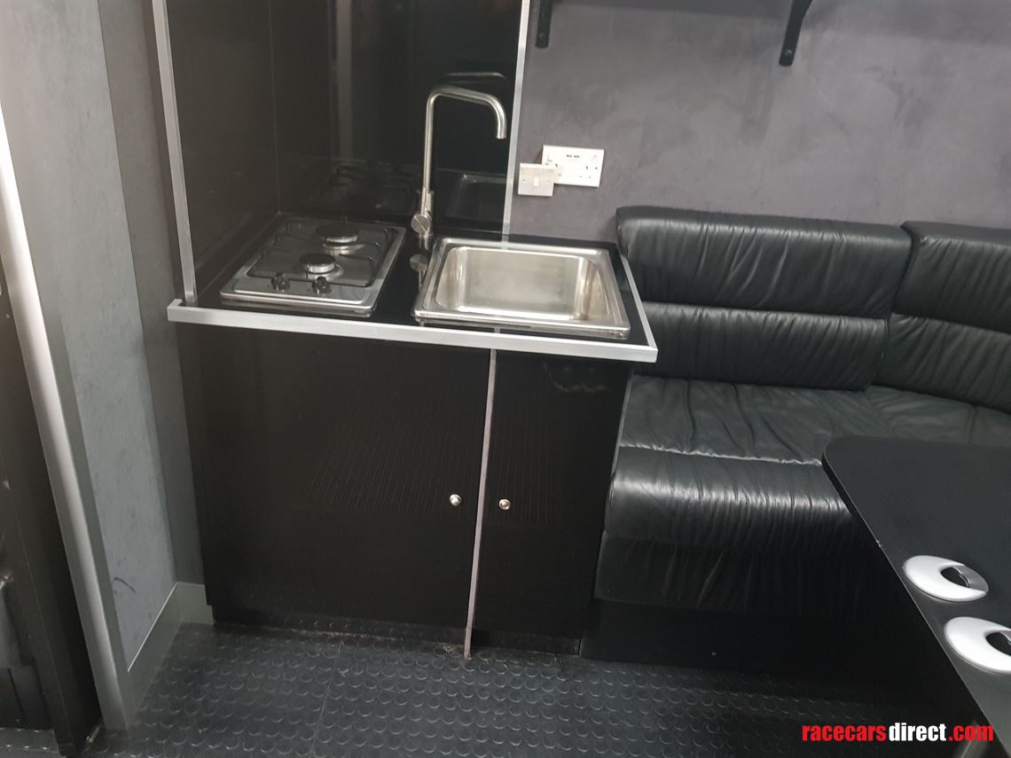 ex-formula-1-trailer