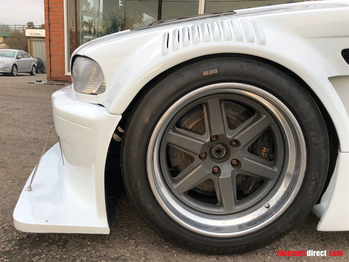 bmw-e46-m3-csl-gtr-race-car-reduced