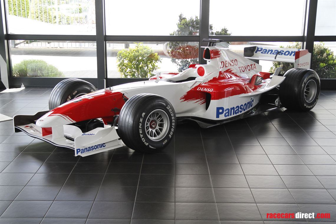 2004-toyota-tf104b-formula-1-monoposto