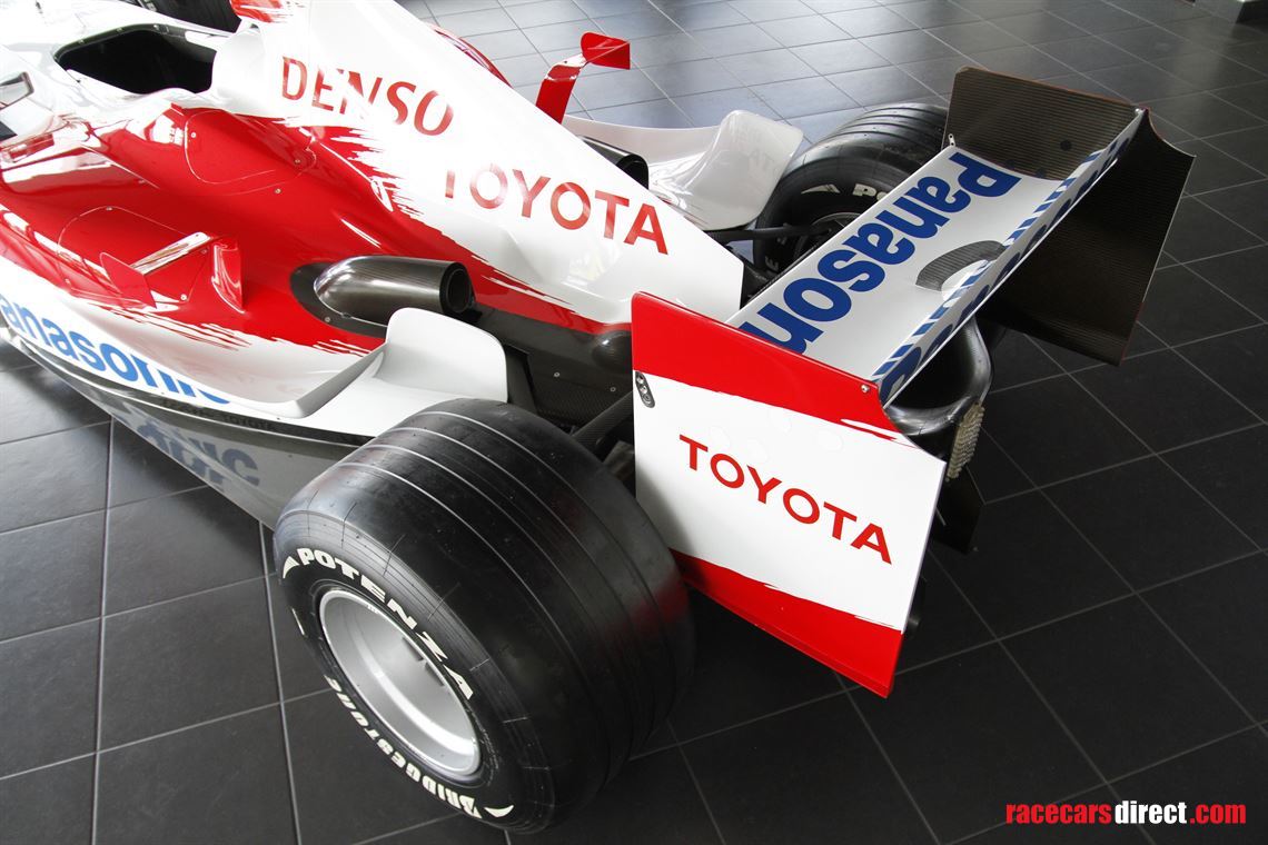 2004-toyota-tf104b-formula-1-monoposto