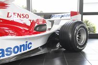 2004-toyota-tf104b-formula-1-monoposto