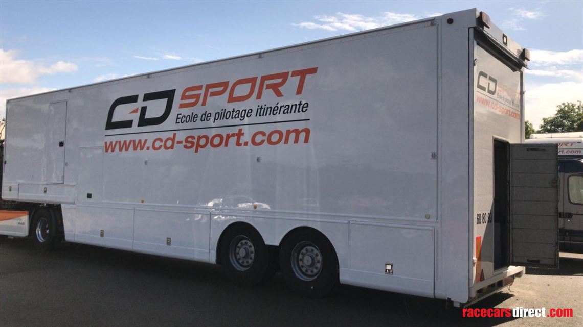 racetrailer-for-3-single-seaters-or-3-touring