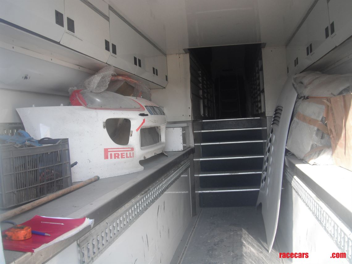 racetrailer-for-3-single-seaters-or-3-touring