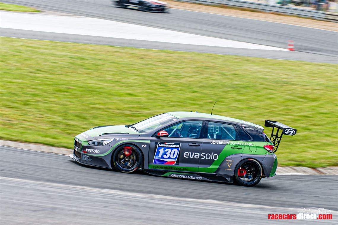 2018-hyundai-i30-n-tcr-with-endurance-package